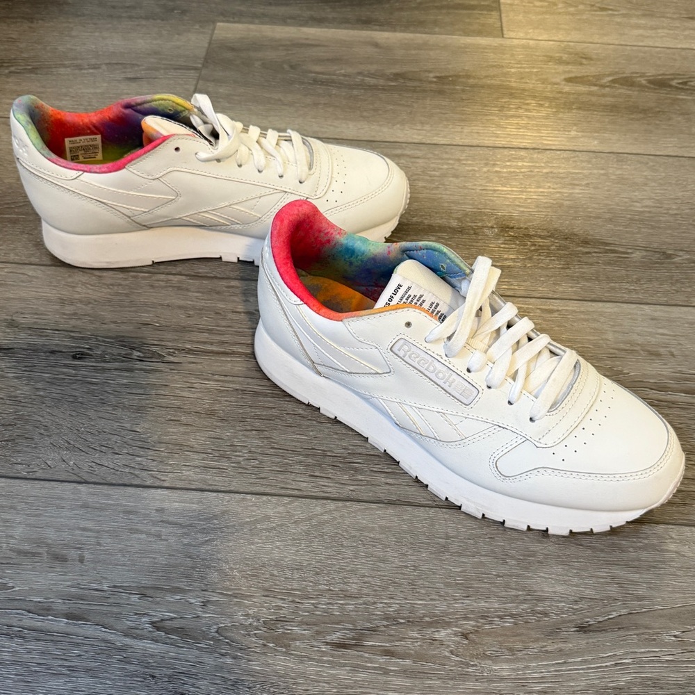 Reebok ALL TYPES OF LOVE White Sneakers - 8.5 men’s